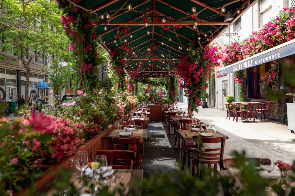 dining with outdoor seating in greenwich
