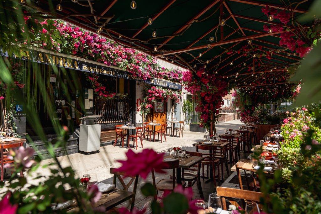 dining with outdoor seating in greenwich