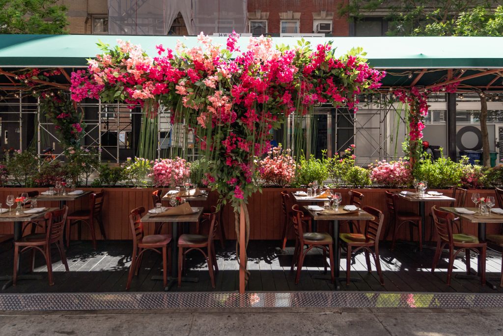 Restaurants With Outside Seating in Greenwich