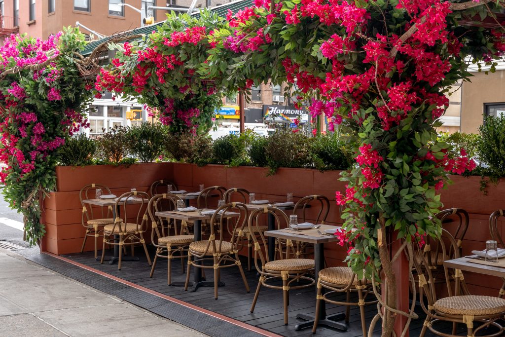 patio in restaurant in Chelsea