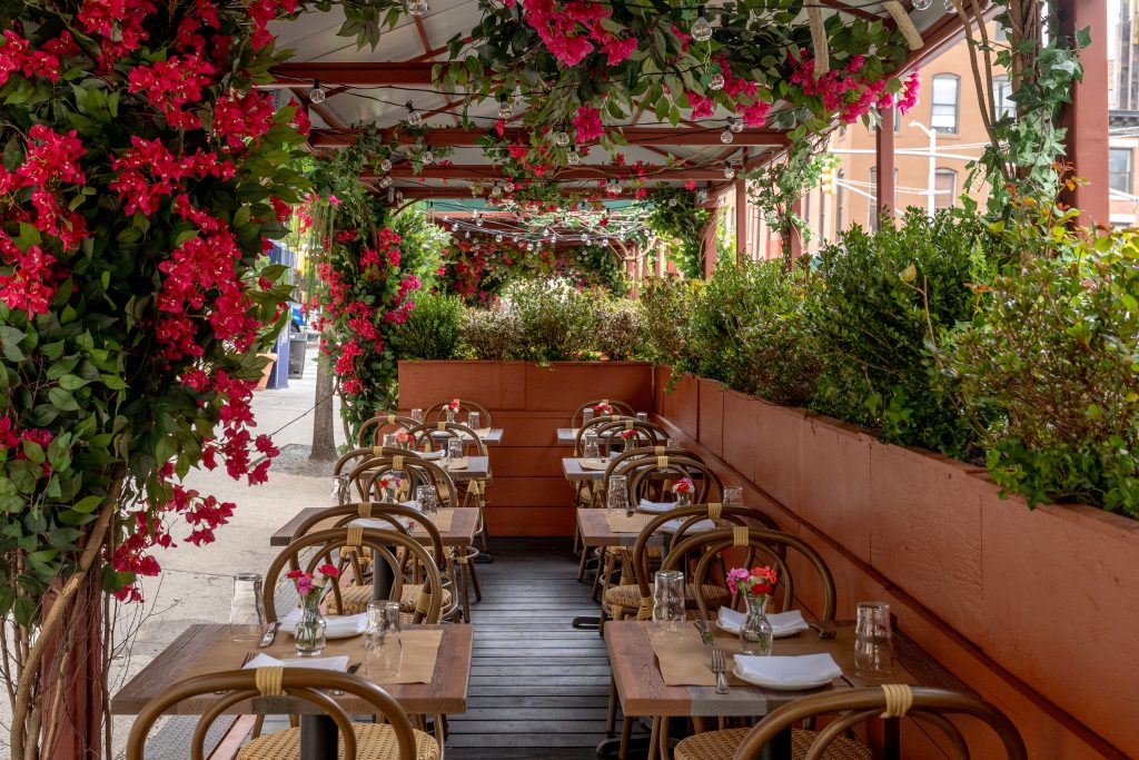 Outdoor brunch near me in Greenwich
